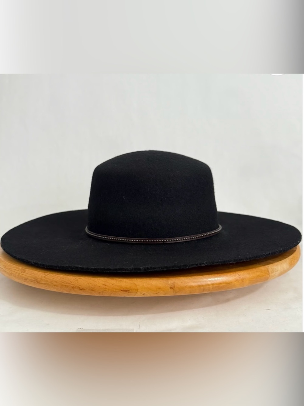 NEW. Frye Wool Wide Brim Hat. NWT
